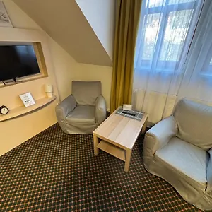 Excellent In Center 5 Min Walk From The Colonnade Karlovy Vary
